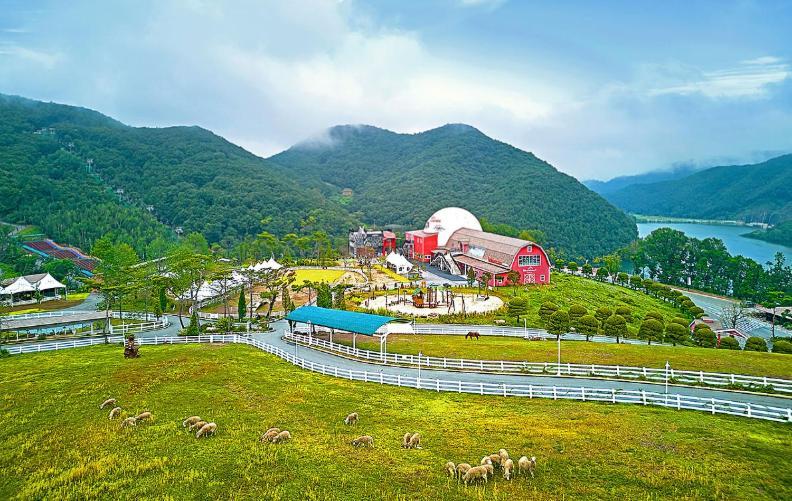 Belle Fore Resort Jeungpyeong Bagian luar foto